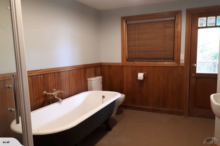 Photo of property in 229 Cannon Hill Crescent, Mount Pleasant, Christchurch, 8081