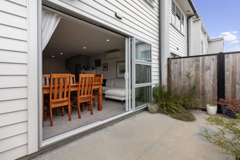 Photo of property in 1117b High Street, Taita, Lower Hutt, 5011