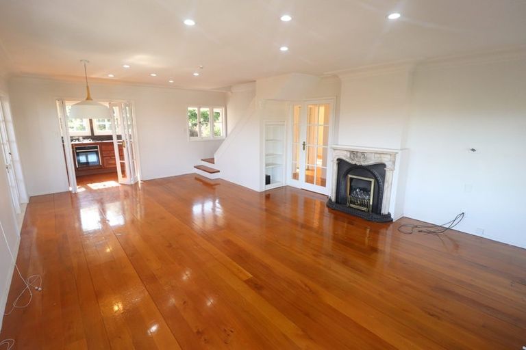 Photo of property in 4/1 Thatcher Street, Mission Bay, Auckland, 1071