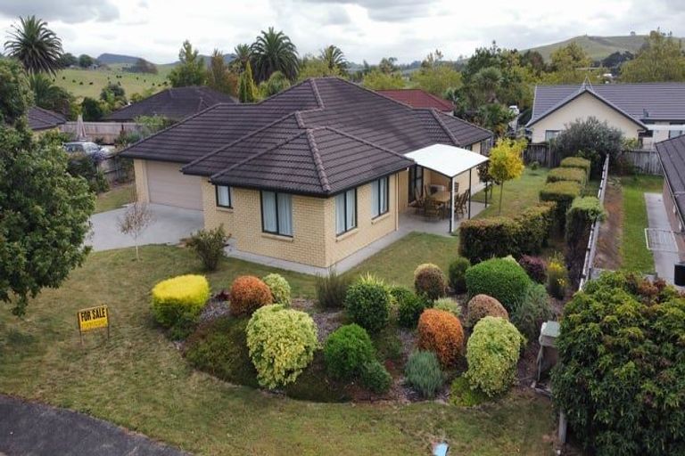 Photo of property in 5 Mooring Close, Haruru, 0204