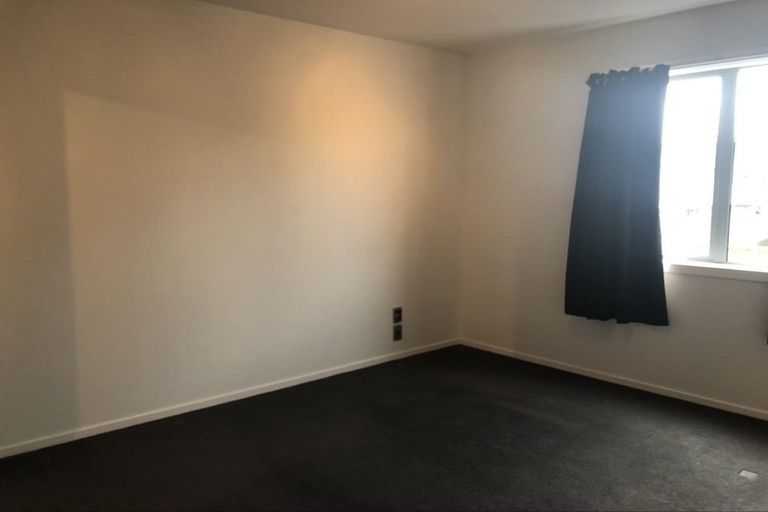 Photo of property in 10/16 Hutcheson Street, Sydenham, Christchurch, 8023