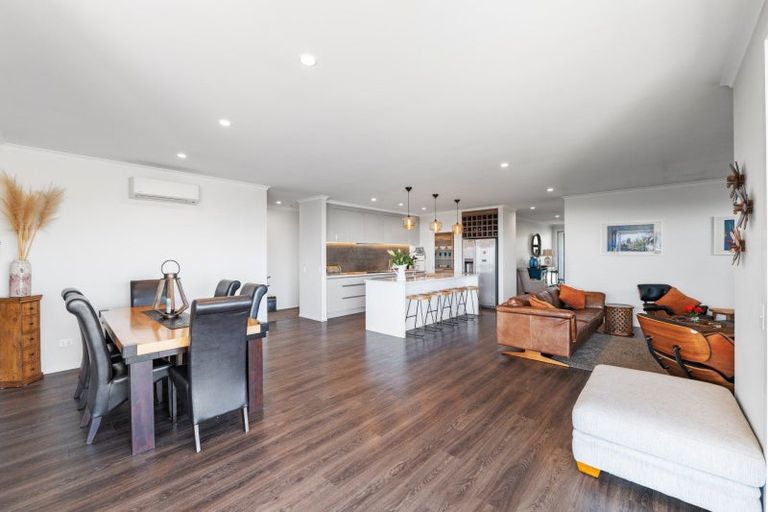 Photo of property in 24 Moira Close, Welcome Bay, Tauranga, 3175