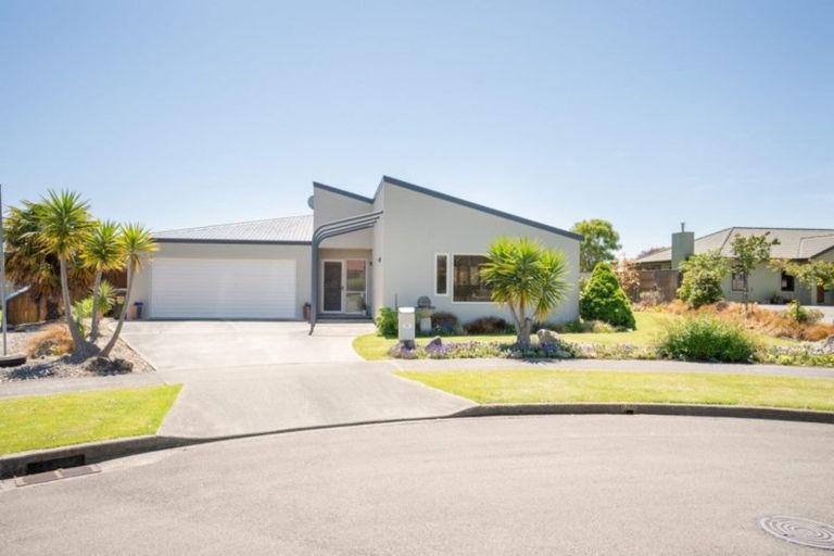 Photo of property in 24 Lancewood Lane, Roslyn, Palmerston North, 4414