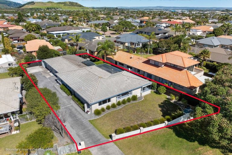 Photo of property in 21 Pacific View Road, Papamoa Beach, Papamoa, 3118