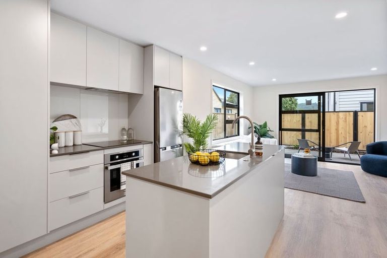 Photo of property in 1/25 Bush Street, Naenae, Lower Hutt, 5011