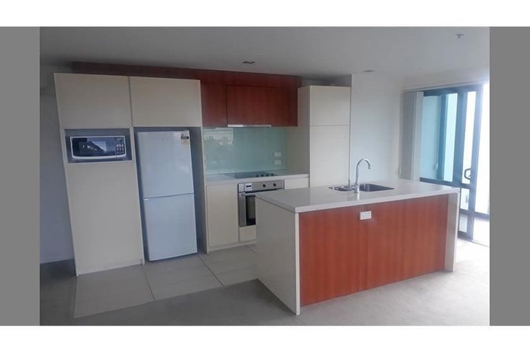 Photo of property in The Docks Apartments, 239/8 Dockside Lane, Auckland Central, Auckland, 1010