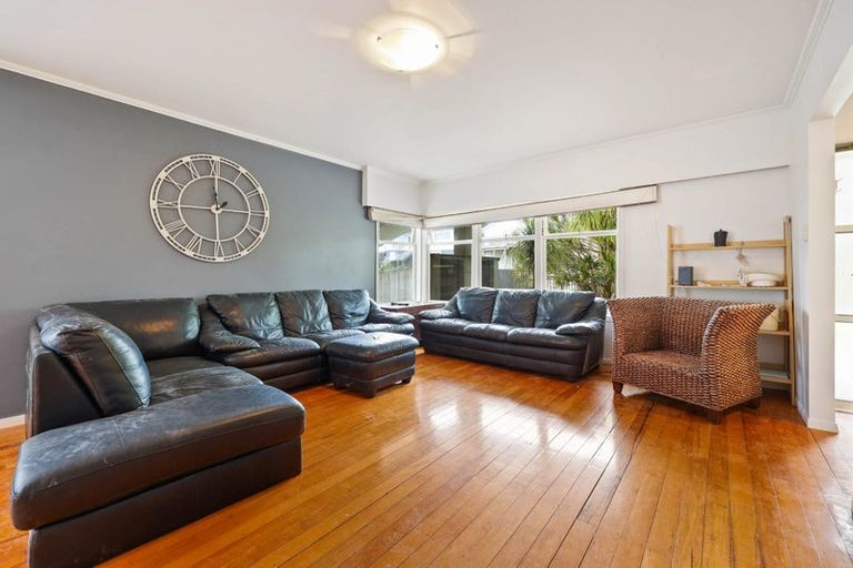 Photo of property in 26 Willoughby Avenue, Howick, Auckland, 2014