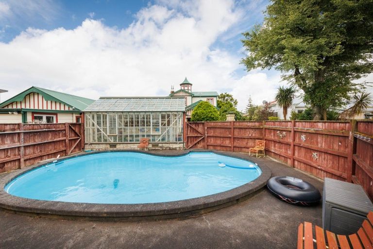 Photo of property in 77 East Street, Feilding, 4702