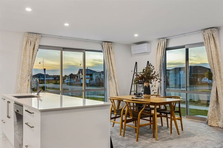 Photo of property in 2 Hapua Lane, Pegasus, 7612