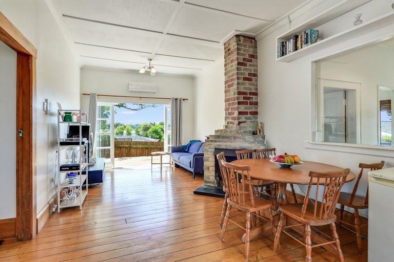 Photo of property in 75 Tuhikaramea Road, Dinsdale, Hamilton, 3204