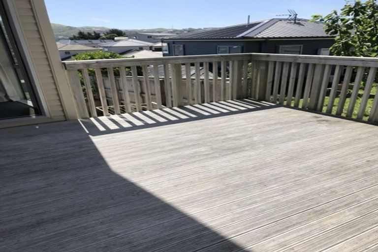 Photo of property in 7 Cresswell Place, Johnsonville, Wellington, 6037
