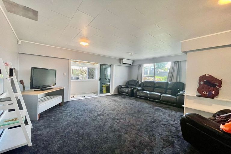 Photo of property in 50 Turner Drive, Western Heights, Rotorua, 3015