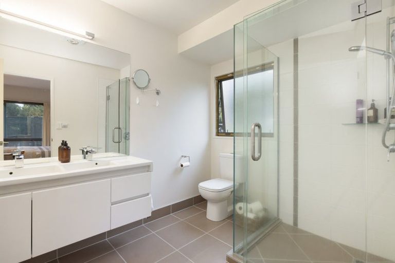 Photo of property in 74 Raukawa Drive, Bethlehem, Tauranga, 3110