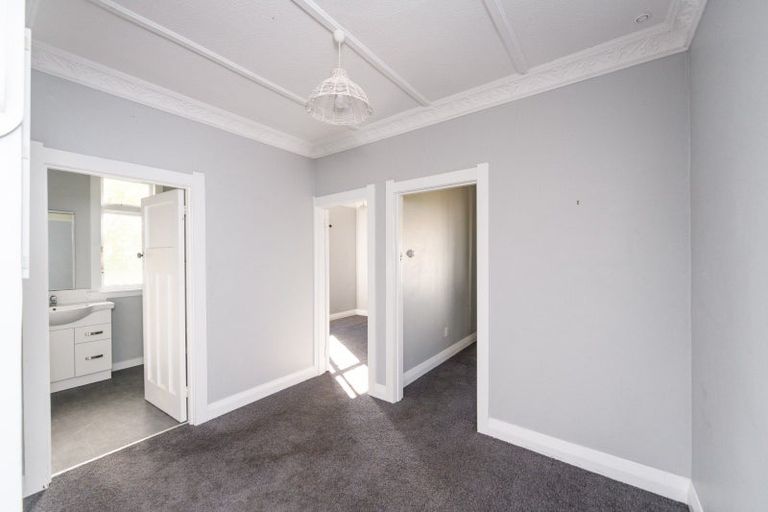 Photo of property in 51 Burns Avenue, Takaro, Palmerston North, 4412