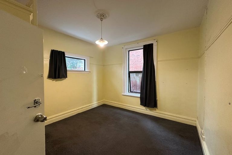 Photo of property in 5 Howe Street, North Dunedin, Dunedin, 9016