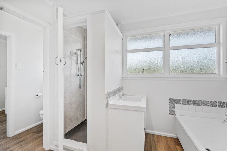 Photo of property in 1 Lowry Street, Waiau, 7332