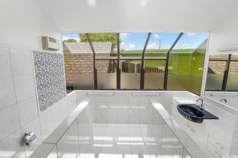 Photo of property in 13 French Place, Tihiotonga, Rotorua, 3015