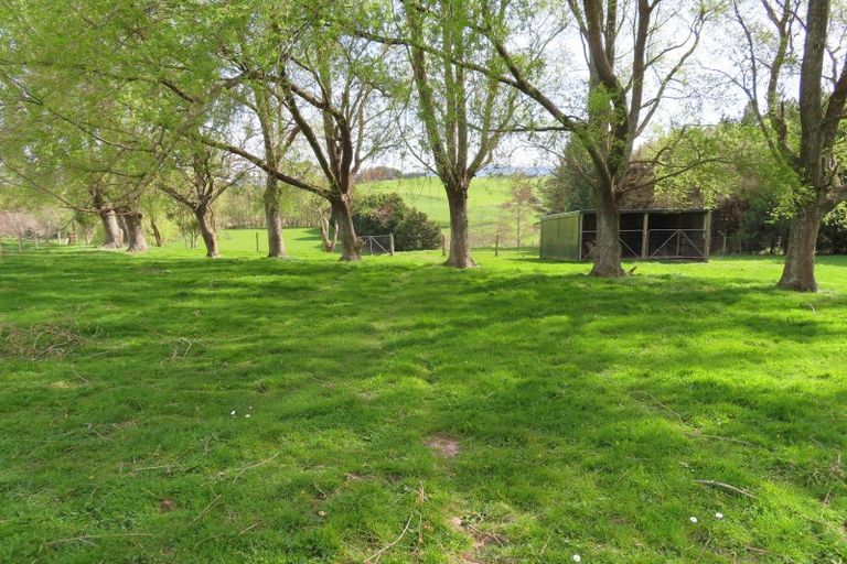 Photo of property in 155 Umutaoroa Road, Dannevirke, 4978