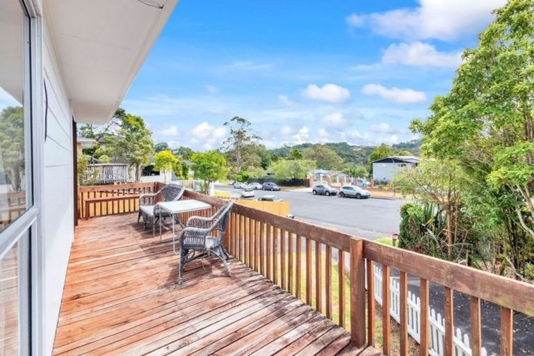 Photo of property in 1/7 Classic Grove, Bayview, Auckland, 0629
