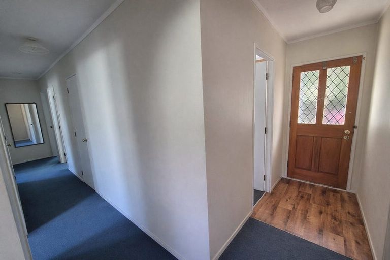 Photo of property in 25 Matipo Crescent, Pukete, Hamilton, 3200