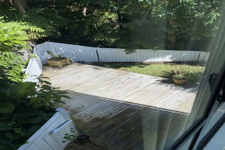 Photo of property in 2/147 Spinella Drive, Bayview, Auckland, 0629