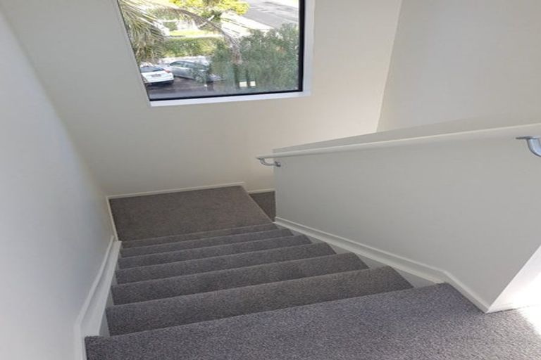 Photo of property in 11 Apple Lane, Henderson, Auckland, 0610
