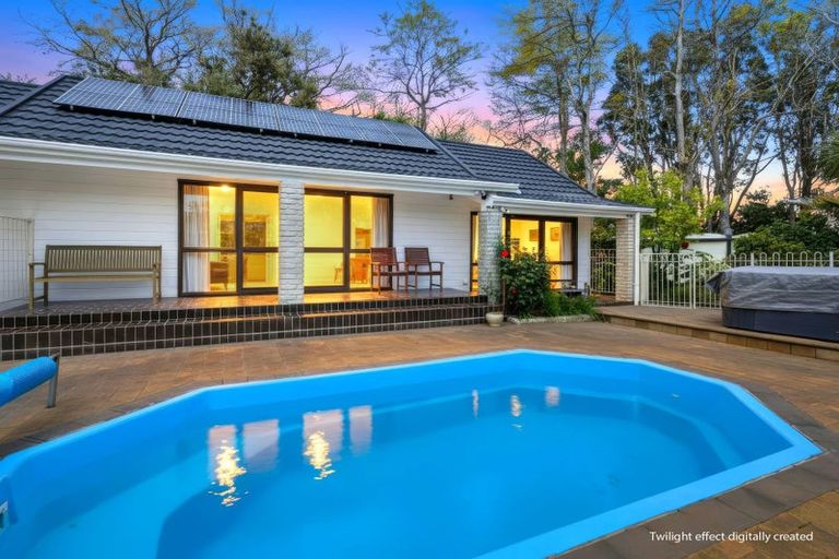 Photo of property in 21 Rawene Street, Waikanae, 5036