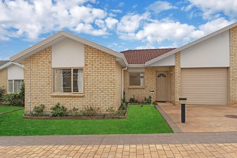 Photo of property in 24/169 Sturges Road, Henderson, Auckland, 0612