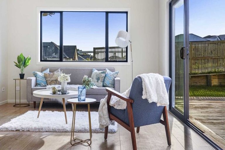 Photo of property in 1 Waikaka Place, Rototuna North, Hamilton, 3210