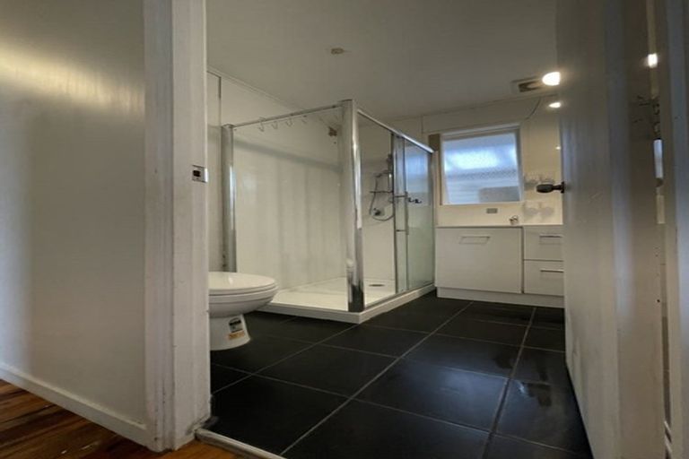 Photo of property in 221/19 Downing Street, Glenfield, Auckland, 0629