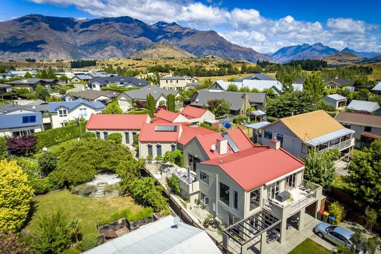 Photo of property in 21 Hood Crescent, Arrowtown, 9302