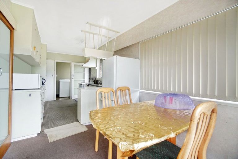 Photo of property in 34 Ferguson Street, Manurewa East, Auckland, 2102