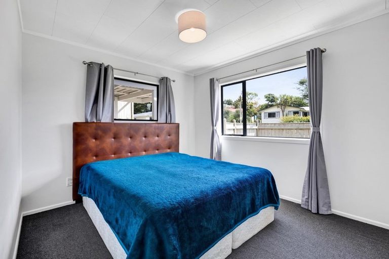 Photo of property in 31 Beaumont Crescent, Frankleigh Park, New Plymouth, 4310