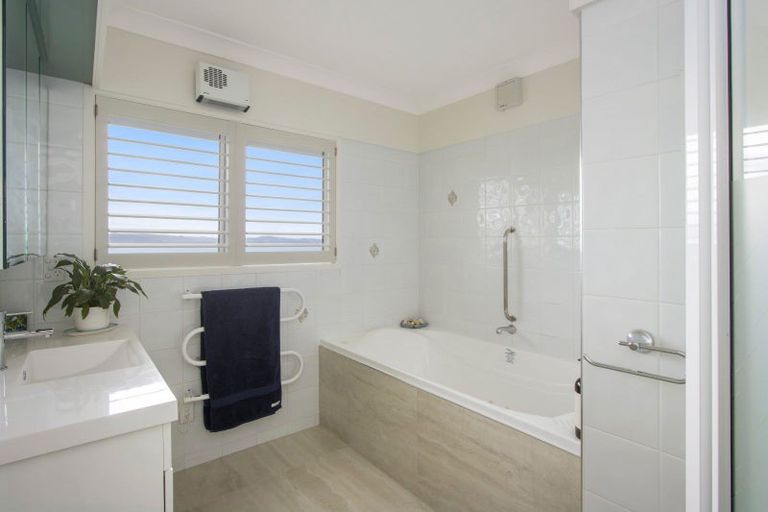 Photo of property in 108 Hamurana Road, Omokoroa, 3114