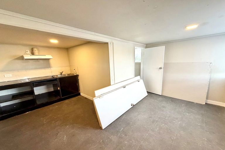 Photo of property in 50 Routley Drive, Glen Eden, Auckland, 0602
