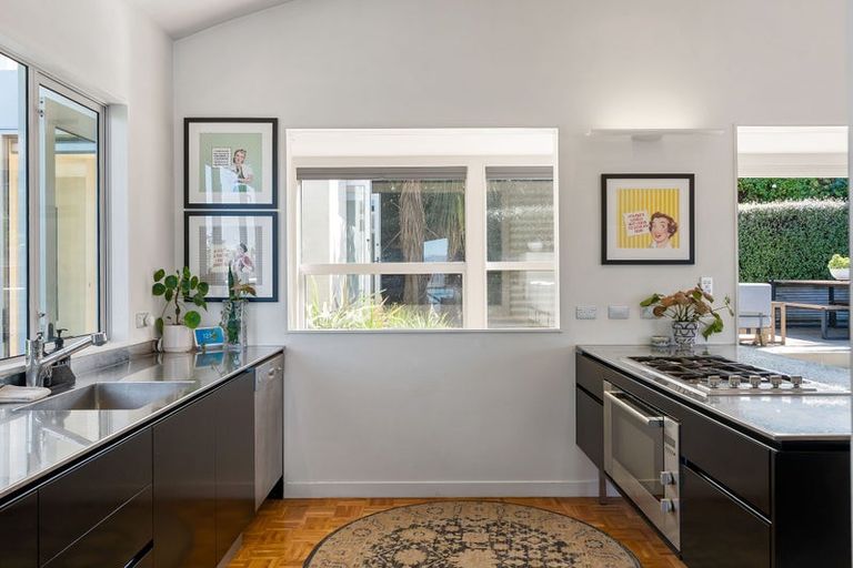 Photo of property in 145 Barnard Street, Wadestown, Wellington, 6012