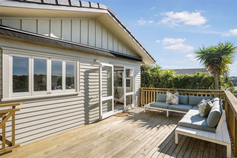 Photo of property in 61 Verbena Road, Birkdale, Auckland, 0626