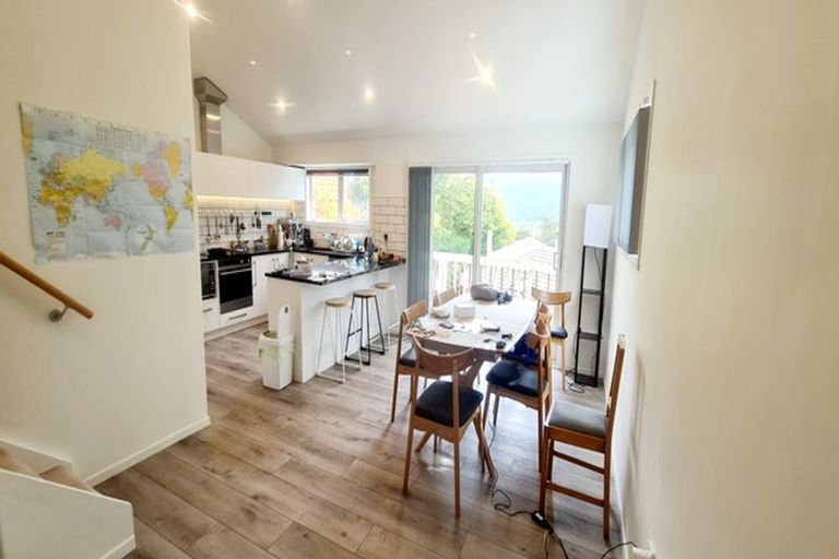 Photo of property in 24c Chatsworth Road, Silverstream, Upper Hutt, 5019