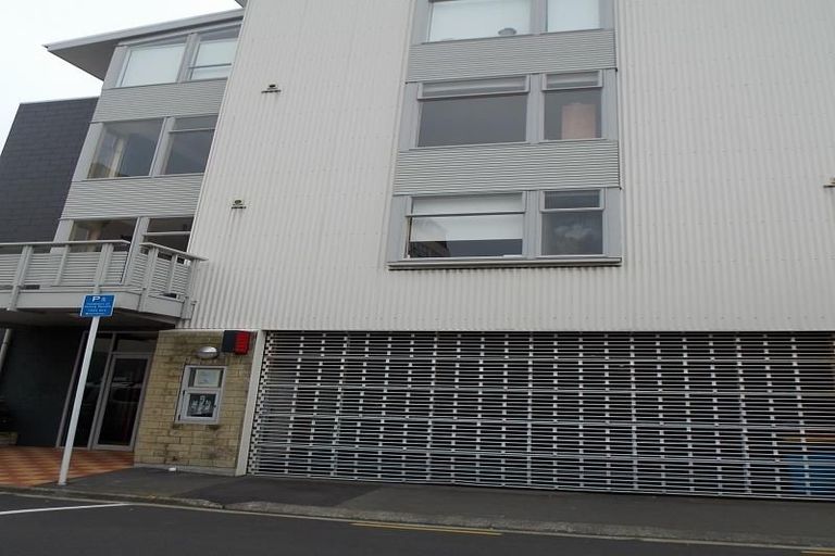 Photo of property in First House Apartments, 17/4 Frederick Street, Te Aro, Wellington, 6011