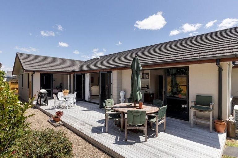 Photo of property in 31 Brackenburn Drive, Ohauiti, Tauranga, 3112