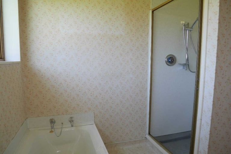 Photo of property in 41 Waerenga Road, Otaki, 5512