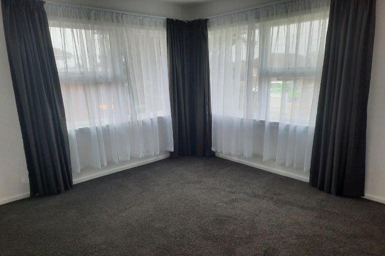 Photo of property in 11 Yarmouth Street, Aranui, Christchurch, 8061