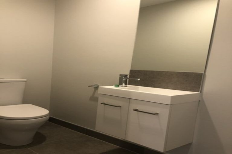 Photo of property in 35 Nobilo Road, Kumeu, 0810