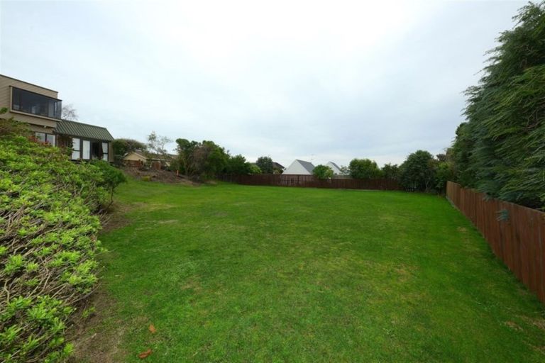 Photo of property in 3 Drayton Drive, Mount Pleasant, Christchurch, 8081