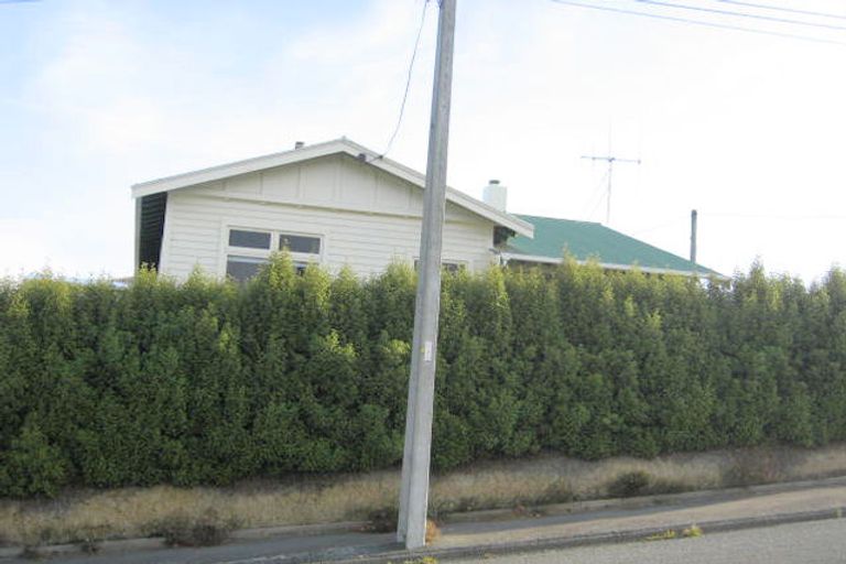 Photo of property in 64 Perth Street, South Hill, Oamaru, 9400