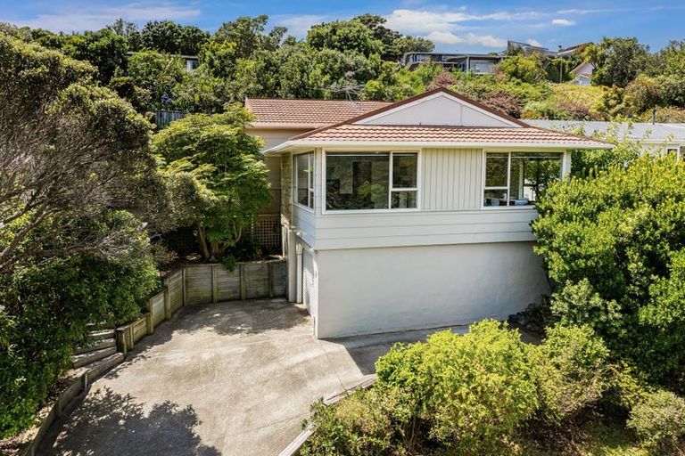 Photo of property in 9 Ayton Drive, Whitby, Porirua, 5024