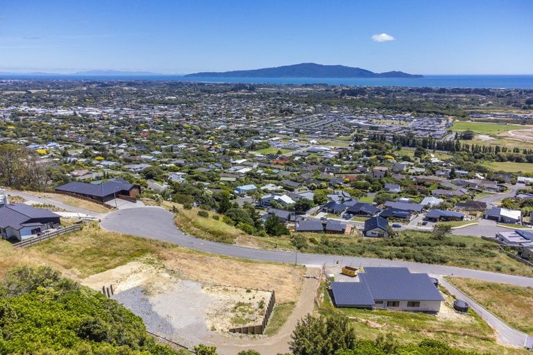 Photo of property in 43 Wilson Way, Waikanae, 5036