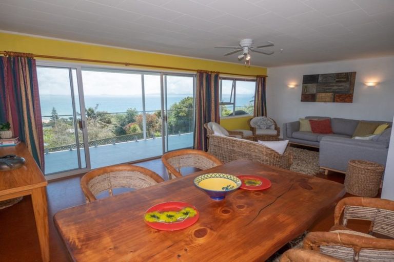 Photo of property in 22 Seaview Road, Cable Bay, 0420