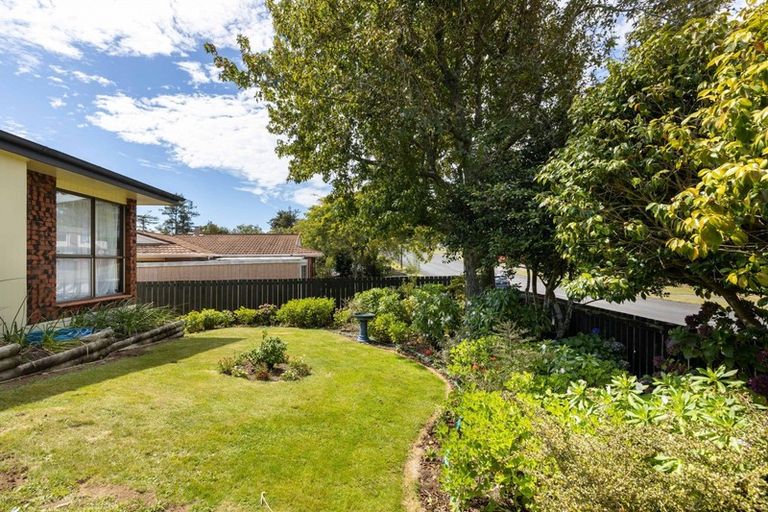 Photo of property in 85 Heta Road, Highlands Park, New Plymouth, 4312