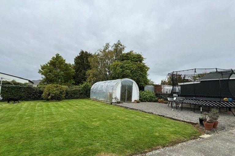 Photo of property in 8 Albert Street, Winton, 9720